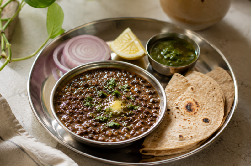 Sukhi Urad Dal (Punjabi Style Dry White Urad Dal)